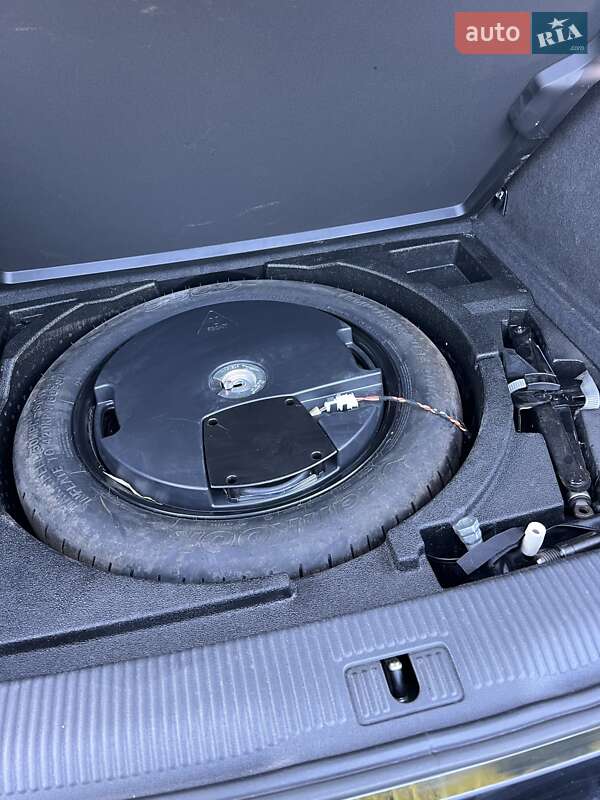 Внедорожник / Кроссовер Audi Q3 2018 в Луцке