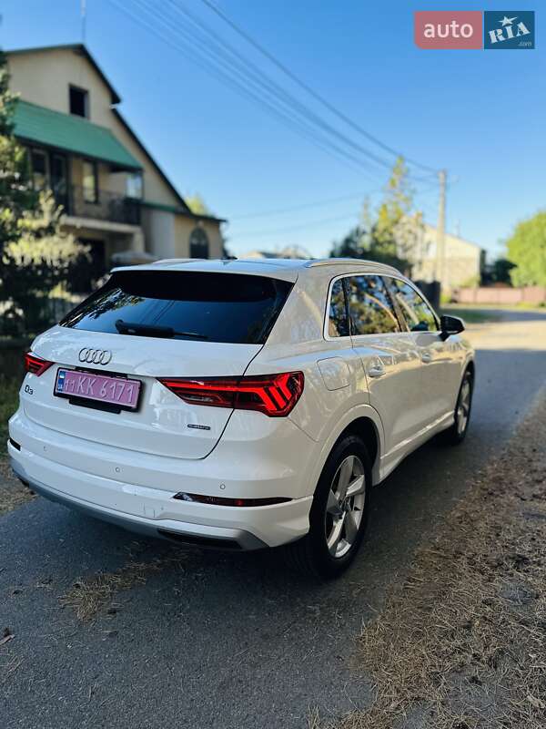 Внедорожник / Кроссовер Audi Q3 2019 в Лубнах