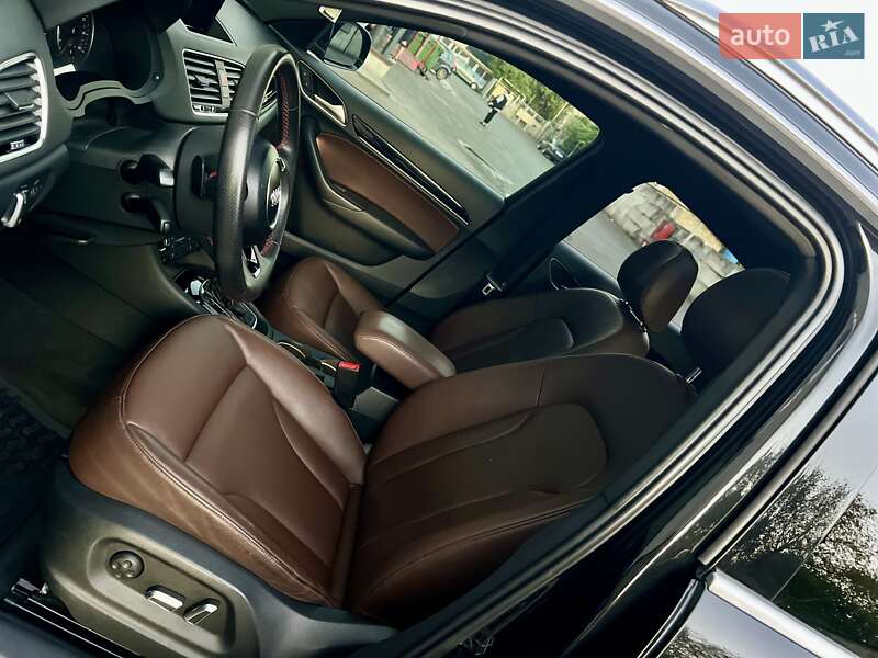 Внедорожник / Кроссовер Audi Q3 2016 в Одессе