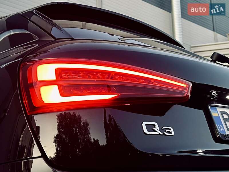 Внедорожник / Кроссовер Audi Q3 2016 в Одессе