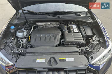 Внедорожник / Кроссовер Audi Q3 2024 в 