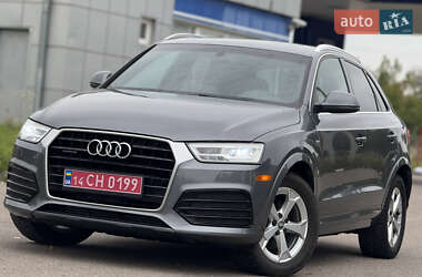 Внедорожник / Кроссовер Audi Q3 2015 в 
