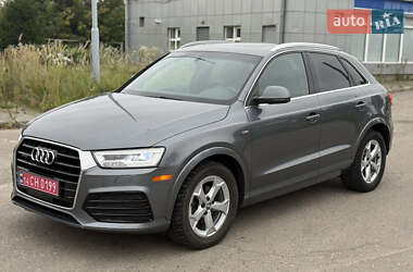 Внедорожник / Кроссовер Audi Q3 2015 в 