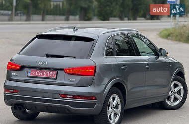 Внедорожник / Кроссовер Audi Q3 2015 в 