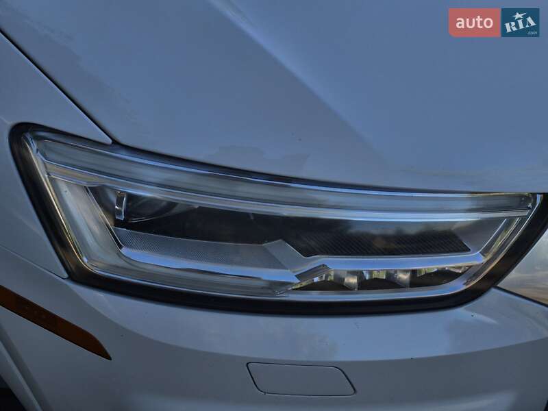 Позашляховик / Кросовер Audi Q3 2016 в Львові