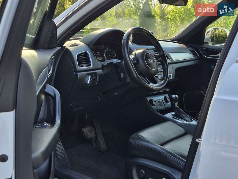 Позашляховик / Кросовер Audi Q3 2016 в Львові