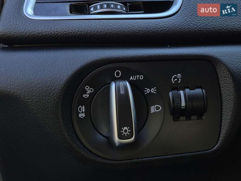 Позашляховик / Кросовер Audi Q3 2016 в Львові