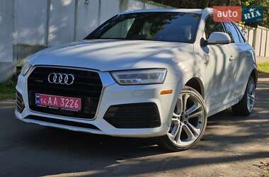 Внедорожник / Кроссовер Audi Q3 2016 в 