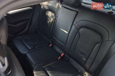 Внедорожник / Кроссовер Audi Q3 2016 в 