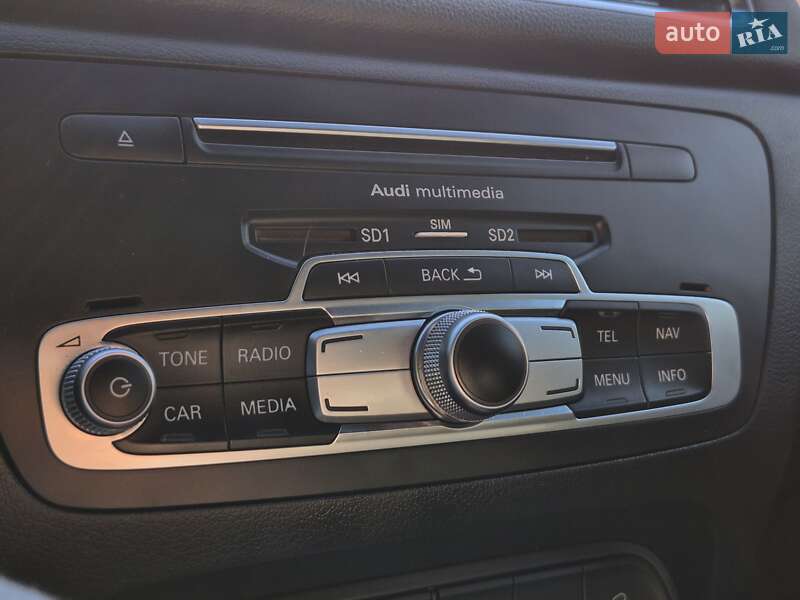 Внедорожник / Кроссовер Audi Q3 2016 в Львове