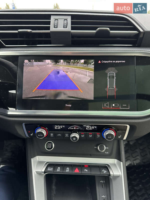 Позашляховик / Кросовер Audi Q3 2023 в Києві
