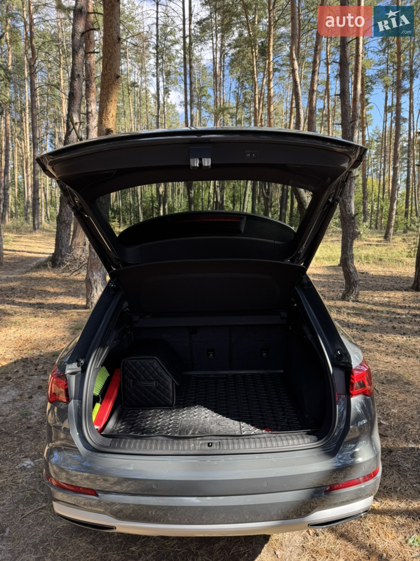 2019 Audi Q3 - мініатюра 11
