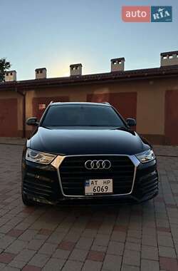 Позашляховик / Кросовер Audi Q3 2018 в 