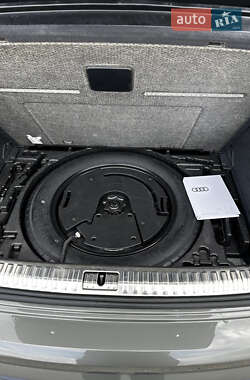 Внедорожник / Кроссовер Audi Q3 2021 в 