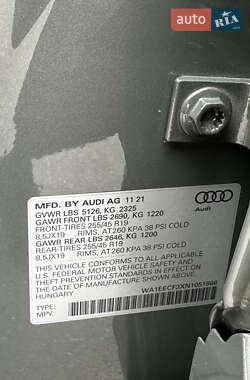 Внедорожник / Кроссовер Audi Q3 2021 в 