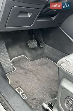 Внедорожник / Кроссовер Audi Q3 2021 в 