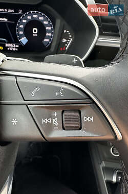 Внедорожник / Кроссовер Audi Q3 2021 в 