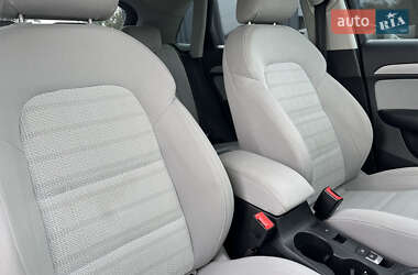 Внедорожник / Кроссовер Audi Q3 2012 в 