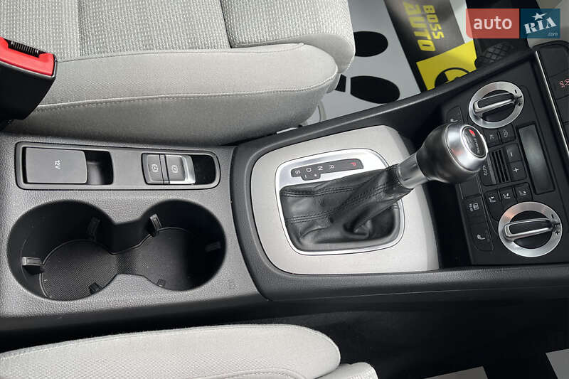 Внедорожник / Кроссовер Audi Q3 2012 в Коломые фото 28 Внедорожник / Кроссовер Audi Q3 2012 в Коломые