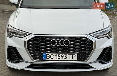 Внедорожник / Кроссовер Audi Q3 2020 в 