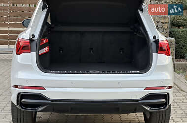 Внедорожник / Кроссовер Audi Q3 2020 в 