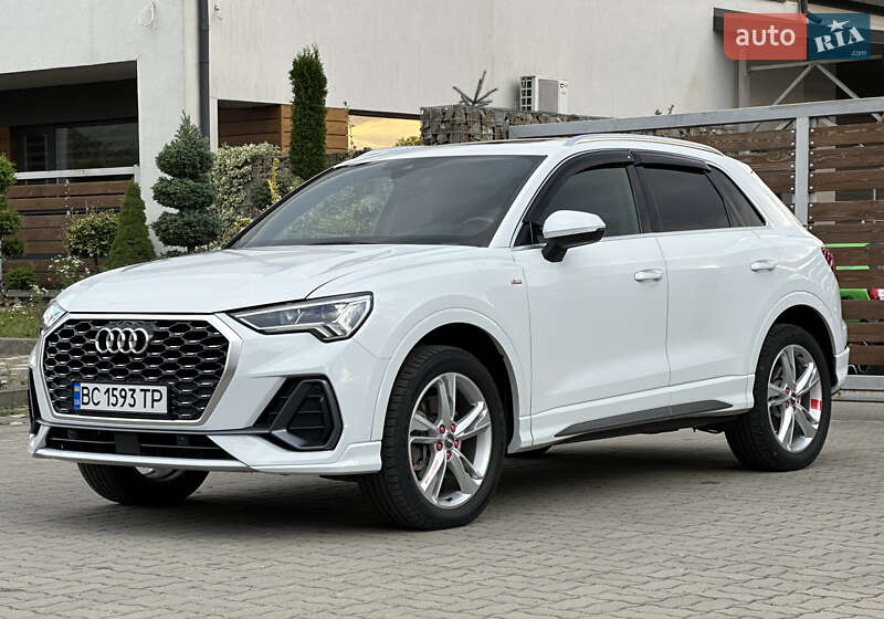 Позашляховик / Кросовер Audi Q3 2020 в Стрию