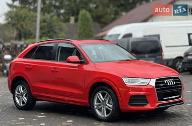 Позашляховик / Кросовер Audi Q3 2016 в 