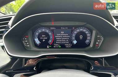 Внедорожник / Кроссовер Audi Q3 2025 в 