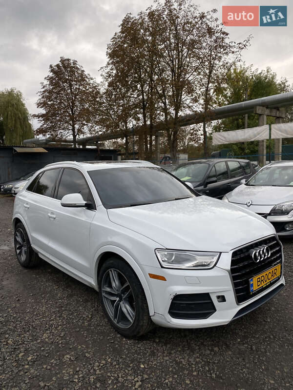 Внедорожник / Кроссовер Audi Q3 2017 в Луцке
