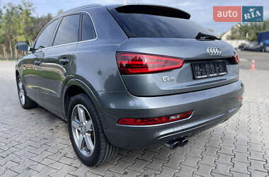 Внедорожник / Кроссовер Audi Q3 2014 в 
