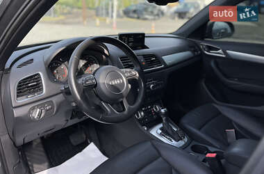Внедорожник / Кроссовер Audi Q3 2014 в 