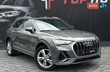 Внедорожник / Кроссовер Audi Q3 2020 в 