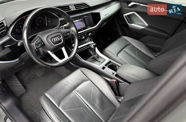 Внедорожник / Кроссовер Audi Q3 2020 в 