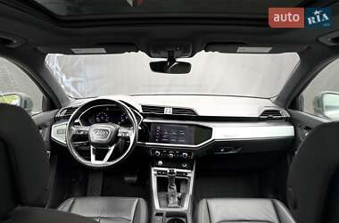 Внедорожник / Кроссовер Audi Q3 2020 в 
