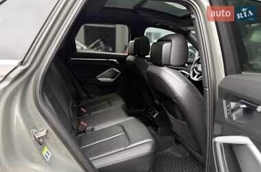 Внедорожник / Кроссовер Audi Q3 2020 в 