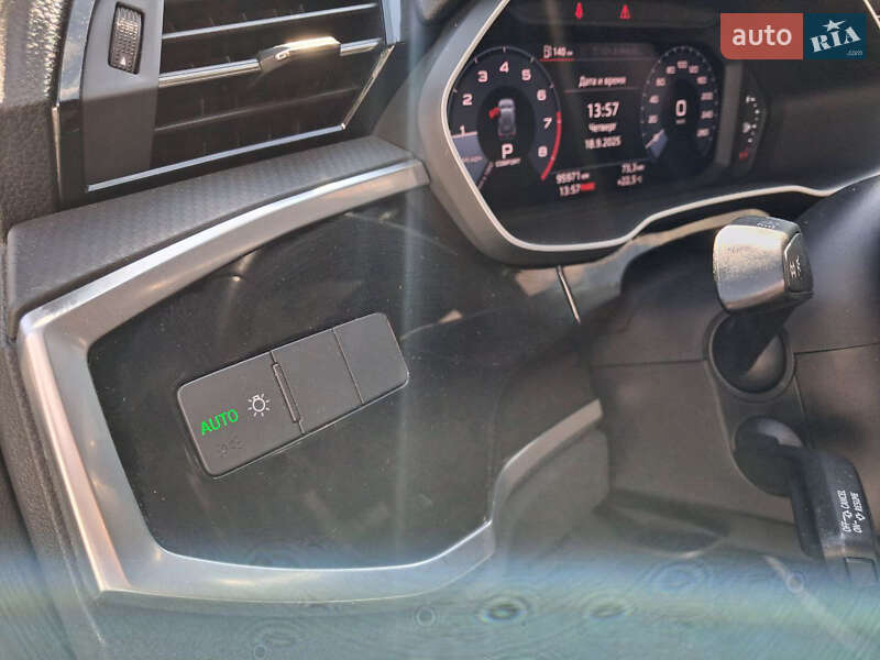 Внедорожник / Кроссовер Audi Q3 2019 в Одессе фото 14 Внедорожник / Кроссовер Audi Q3 2019 в Одессе