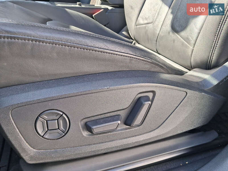 Внедорожник / Кроссовер Audi Q3 2019 в Одессе фото 15 Внедорожник / Кроссовер Audi Q3 2019 в Одессе