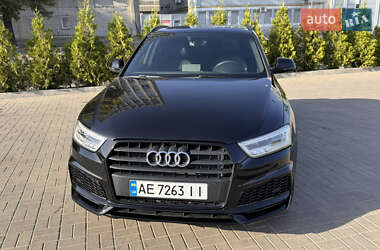 Внедорожник / Кроссовер Audi Q3 2017 в 