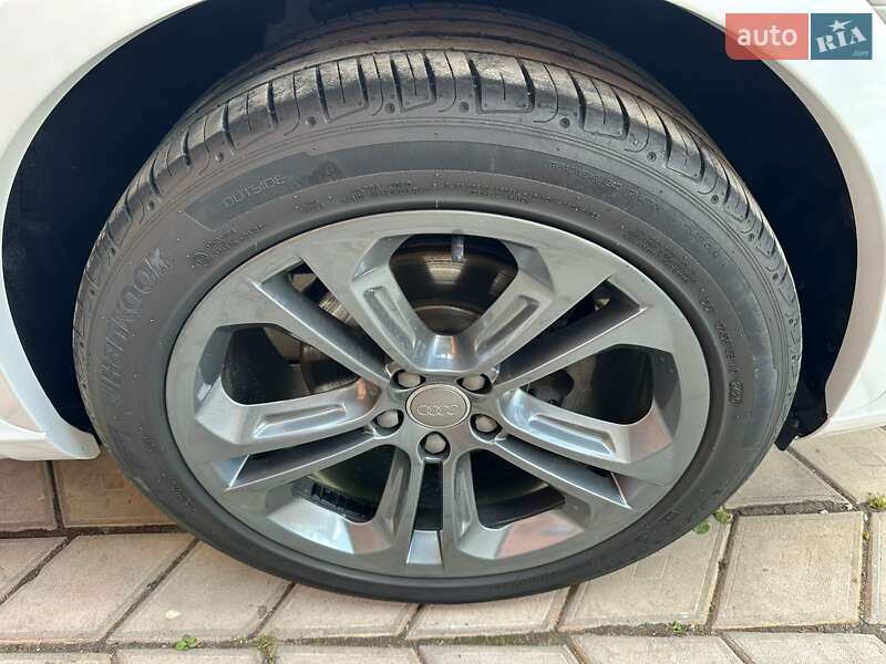 Внедорожник / Кроссовер Audi Q3 2016 в Дубно фото 26 Внедорожник / Кроссовер Audi Q3 2016 в Дубно
