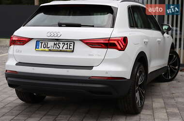 Позашляховик / Кросовер Audi Q3 2020 в 