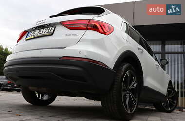 Позашляховик / Кросовер Audi Q3 2020 в 