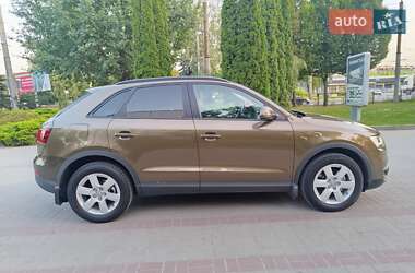 Внедорожник / Кроссовер Audi Q3 2012 в 
