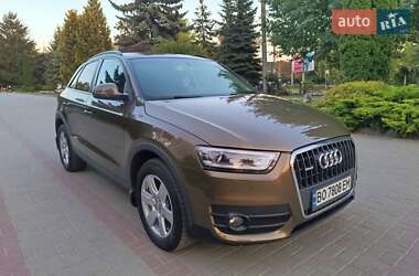 Внедорожник / Кроссовер Audi Q3 2012 в 