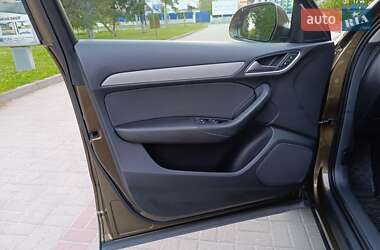 Внедорожник / Кроссовер Audi Q3 2012 в 