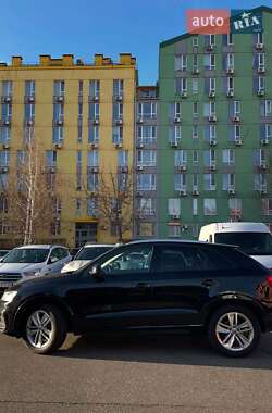 Внедорожник / Кроссовер Audi Q3 2016 в 