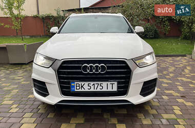 Внедорожник / Кроссовер Audi Q3 2016 в 