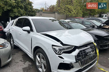 Внедорожник / Кроссовер Audi Q3 2020 в 