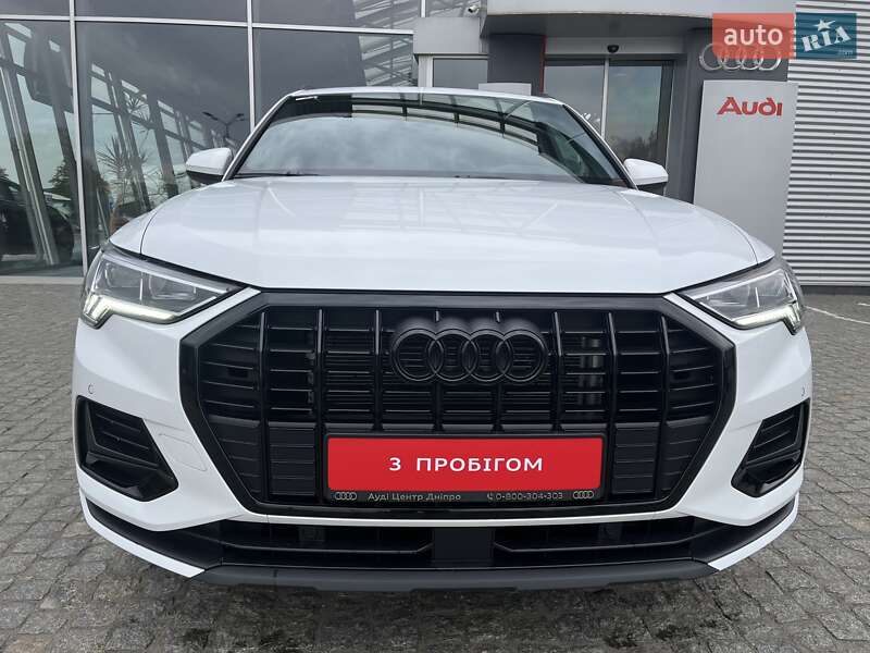 Внедорожник / Кроссовер Audi Q3 2024 в Днепре