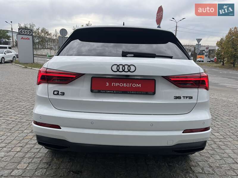 Внедорожник / Кроссовер Audi Q3 2024 в Днепре