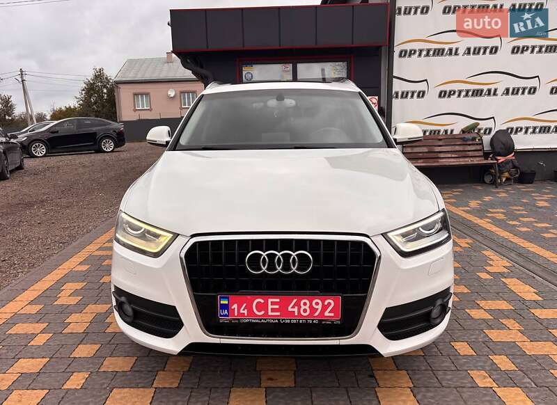 Внедорожник / Кроссовер Audi Q3 2015 в Львове